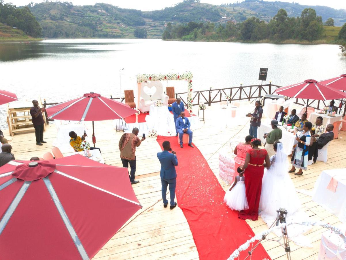 Kabale Bunyonyi Safaris Resort מראה חיצוני תמונה