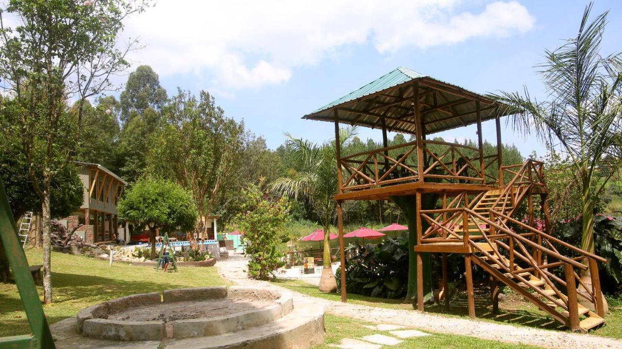 Kabale Bunyonyi Safaris Resort מראה חיצוני תמונה