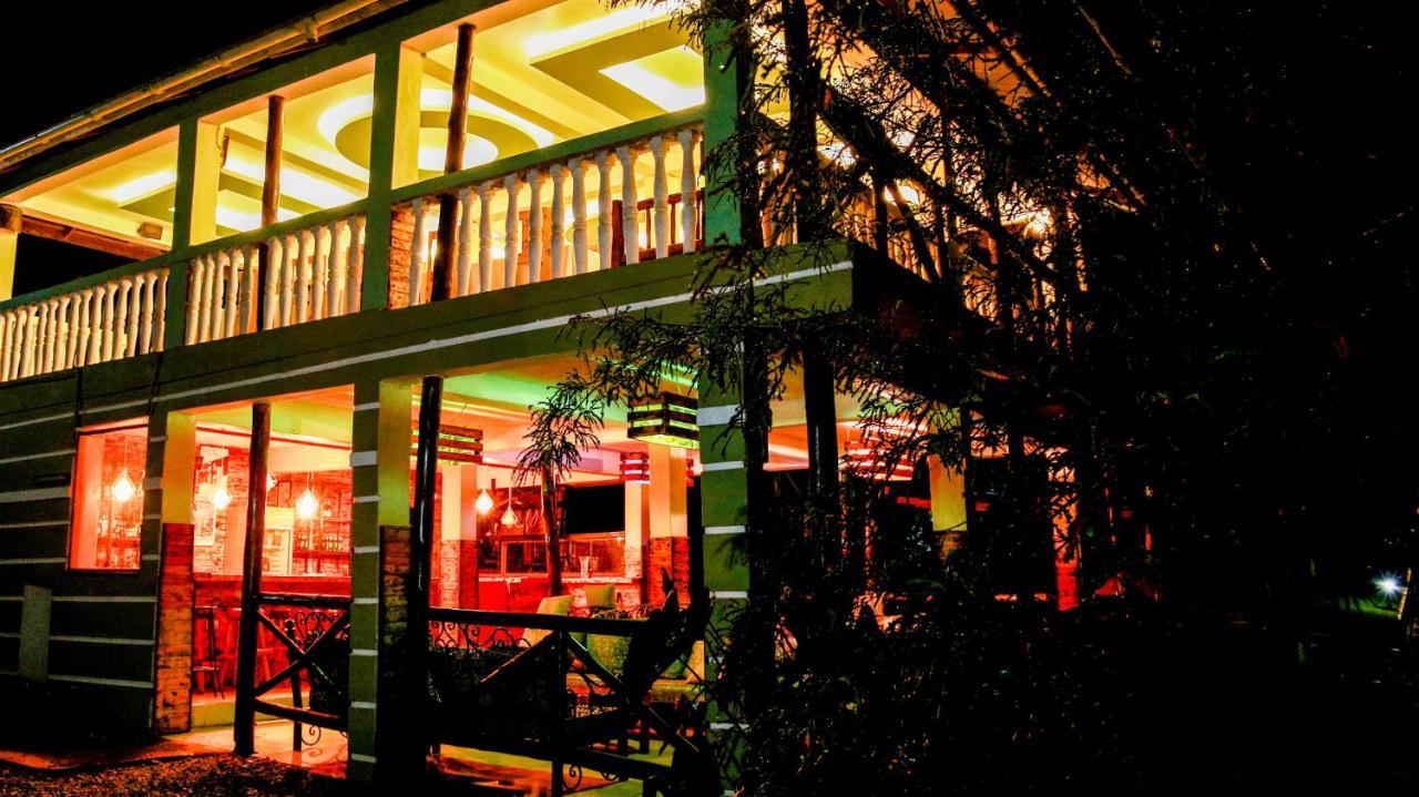 Kabale Bunyonyi Safaris Resort מראה חיצוני תמונה